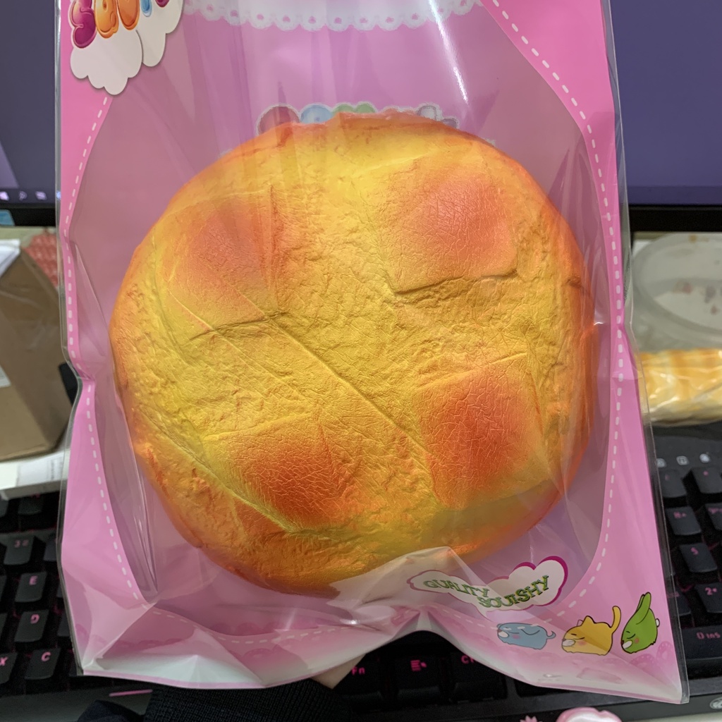 Squishy Bánh Dứa Nướng Kích Thước 15cm x 15cm - Chậm Tăng Và Tặng Kèm Bao Bì