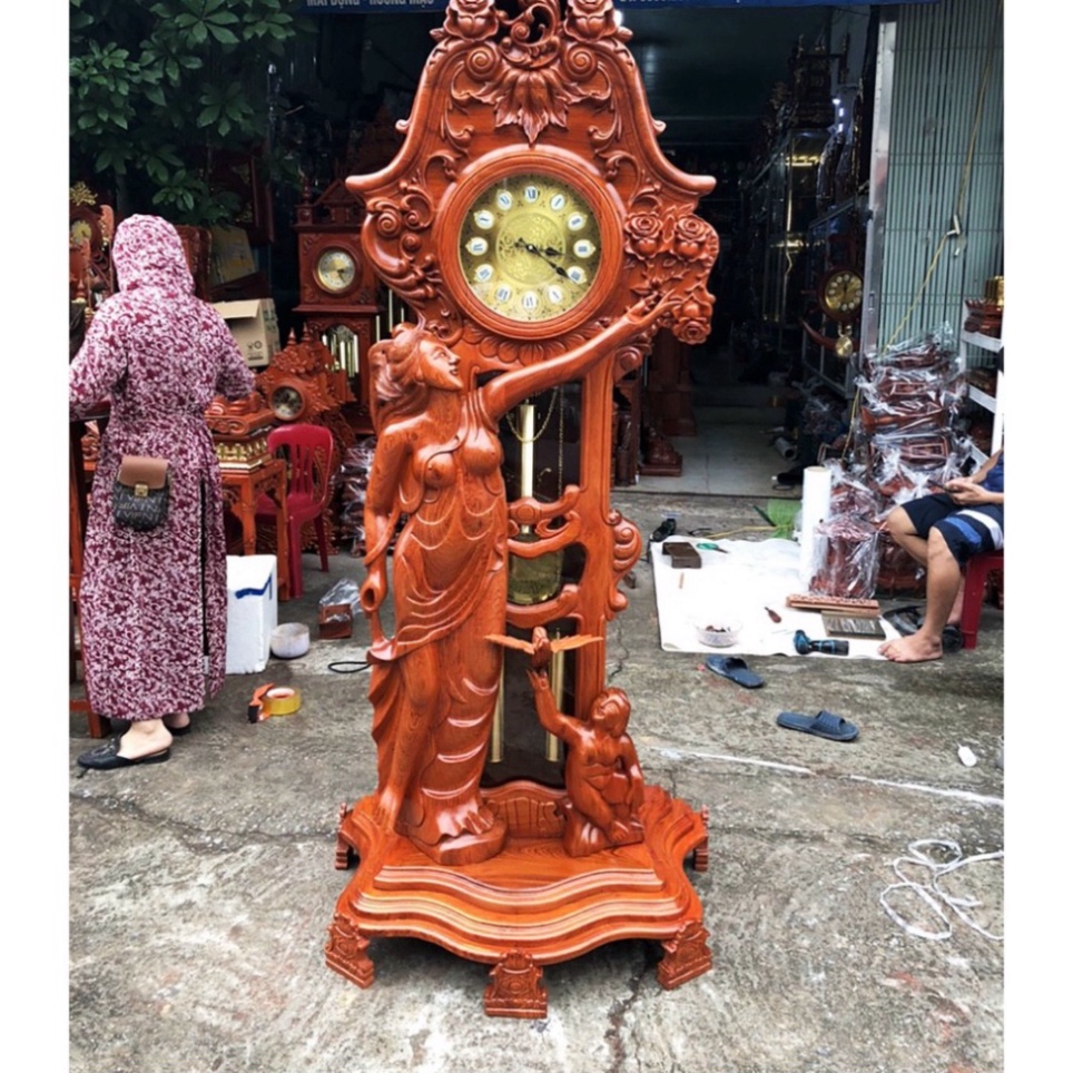 Đồng Hồ Cô Tiên Kê Phòng Khách Gỗ Hương Cao 217 Rộng 87cm