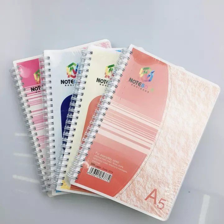 Sổ ghi chép gáy lò xo A4, A5 Hải Tiến 200 trang