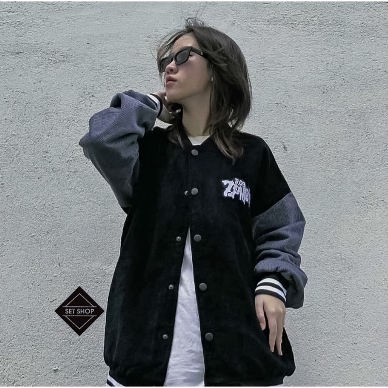 Áo khoác bomber đen xám thêu chữ ngực