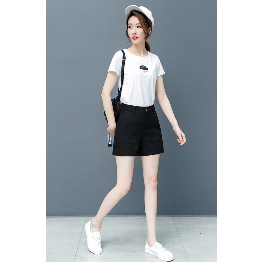 Quần Đùi nữ thiết kế 2 túi trước | BigBuy360 - bigbuy360.vn