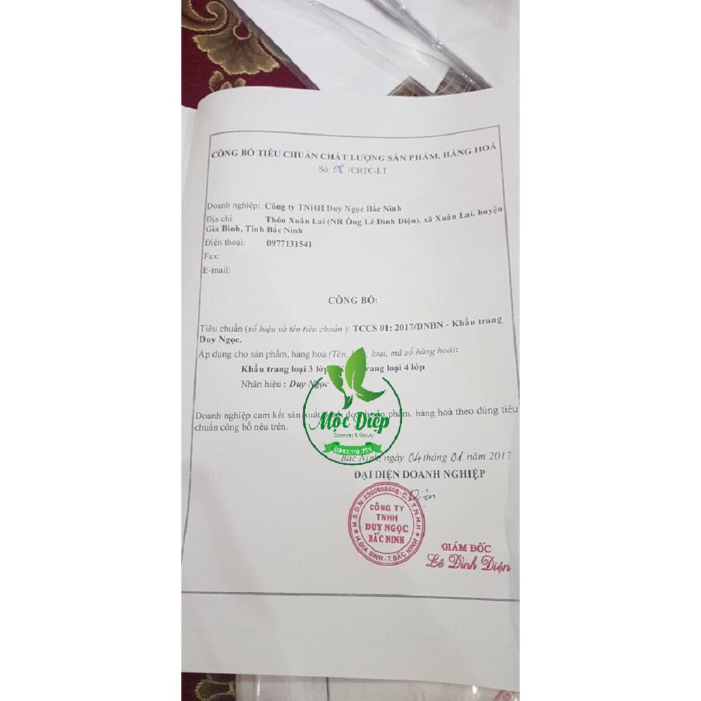 Khẩu trang y tế hộp 50 cái 4 lớp kháng khuẩn - Mộc Diệp
