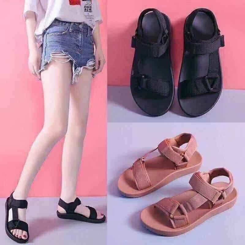 Giày sandal nữ  đế bằng mẫu mới