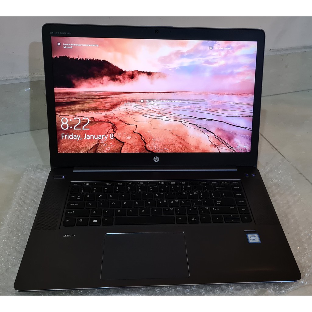 Máy tính xách tay HP ZBook studio G3 màn hình 15 inch 4K UHD Core i7-6700HQ SSD 256GB Quadro K1000M