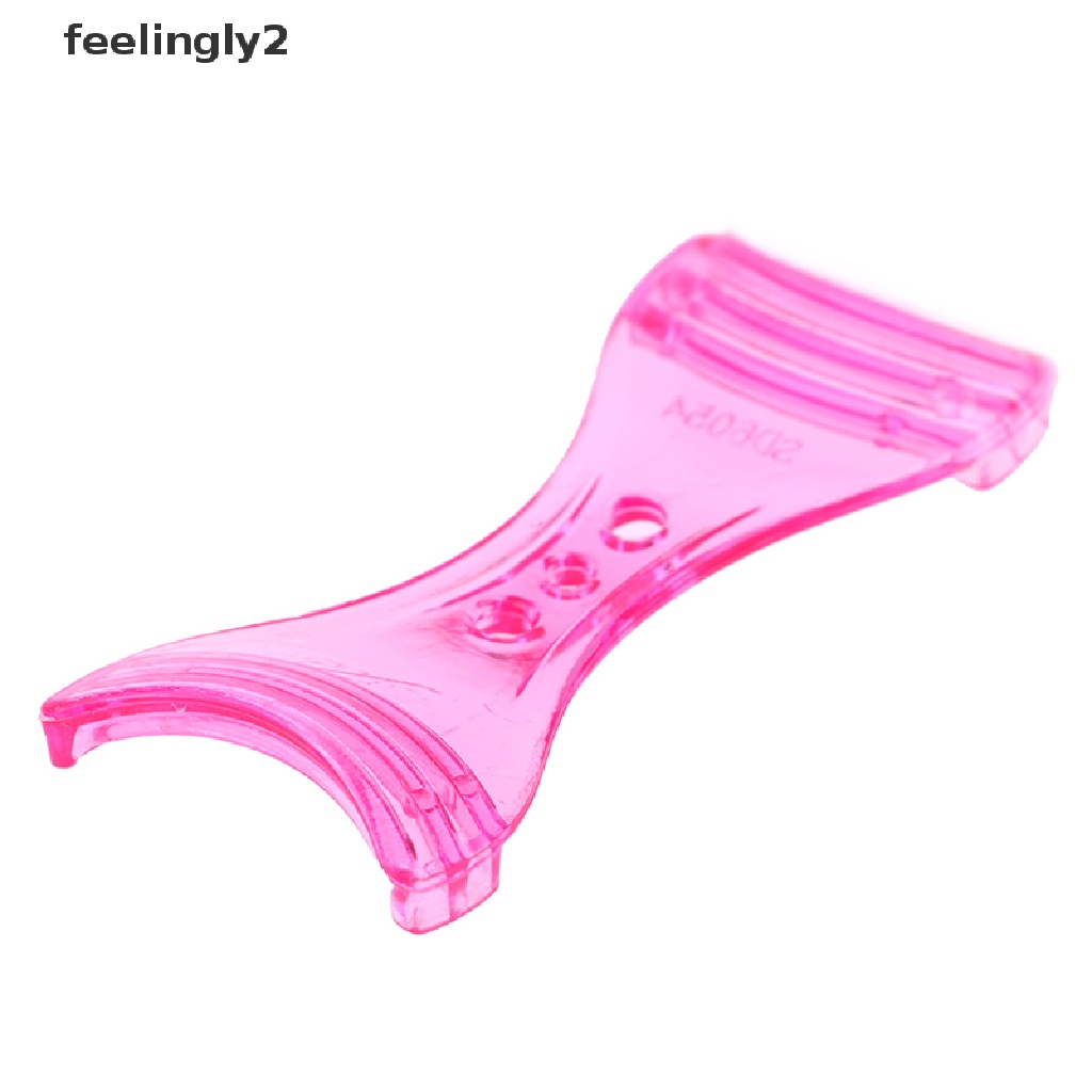 Khuôn Thẻ Hỗ Trợ Kẻ Mắt Trang Điểm Tiện Dụng