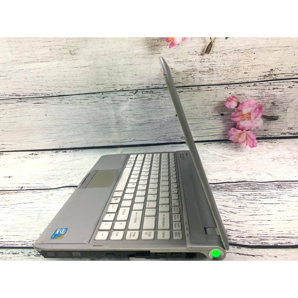 Laptop VAIO SONY,laptop giá rẻ, laptop cũ như mới,i5-430M , xung nhịp 2.27GHz,GAM 4GB,Ổ CỨNG: HDD 500GB