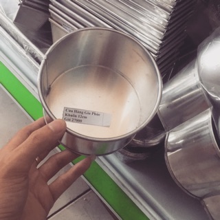 Khuôn tròn nhôm làm bánh 12cm liền