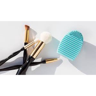 Dụng cụ rửa cọ AOA Studio Brush Cleaning Egg