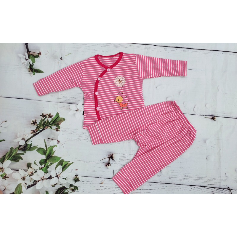 Bộ sơ sinh thun nỉ ấm