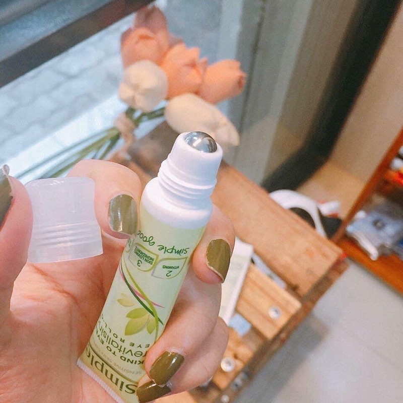 [FREE SHIP] Lăn Dưỡng Mắt Simple Mờ Thâm Quầng Mắt