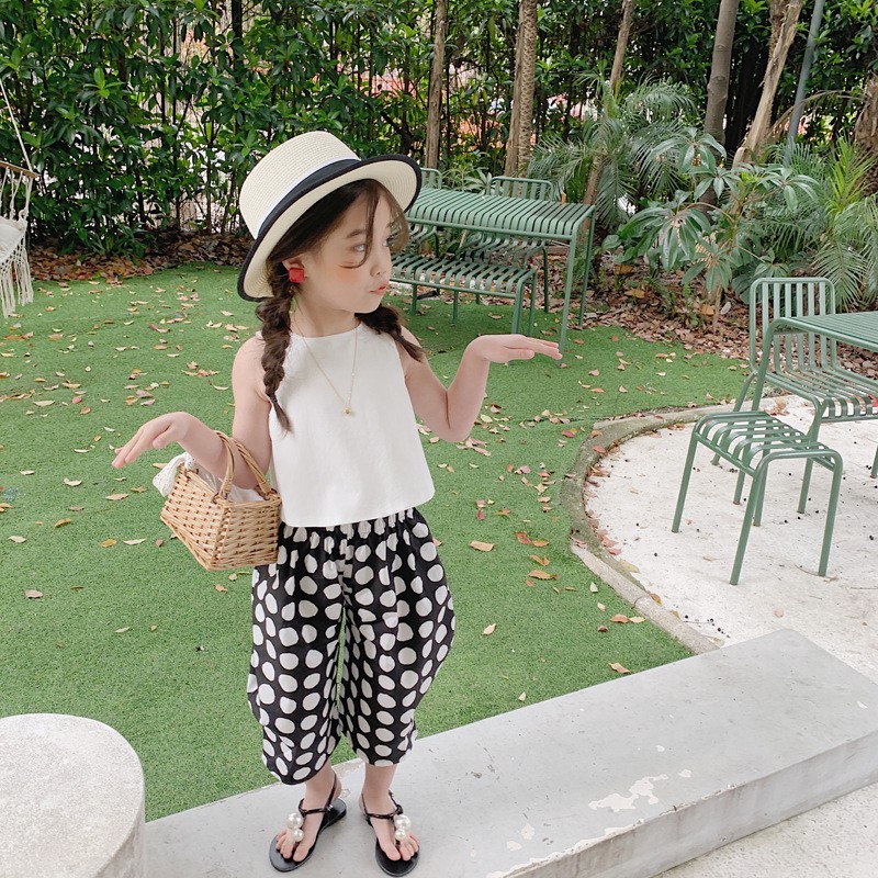 Set áo và quần thời trang dễ thương dành cho bé gái