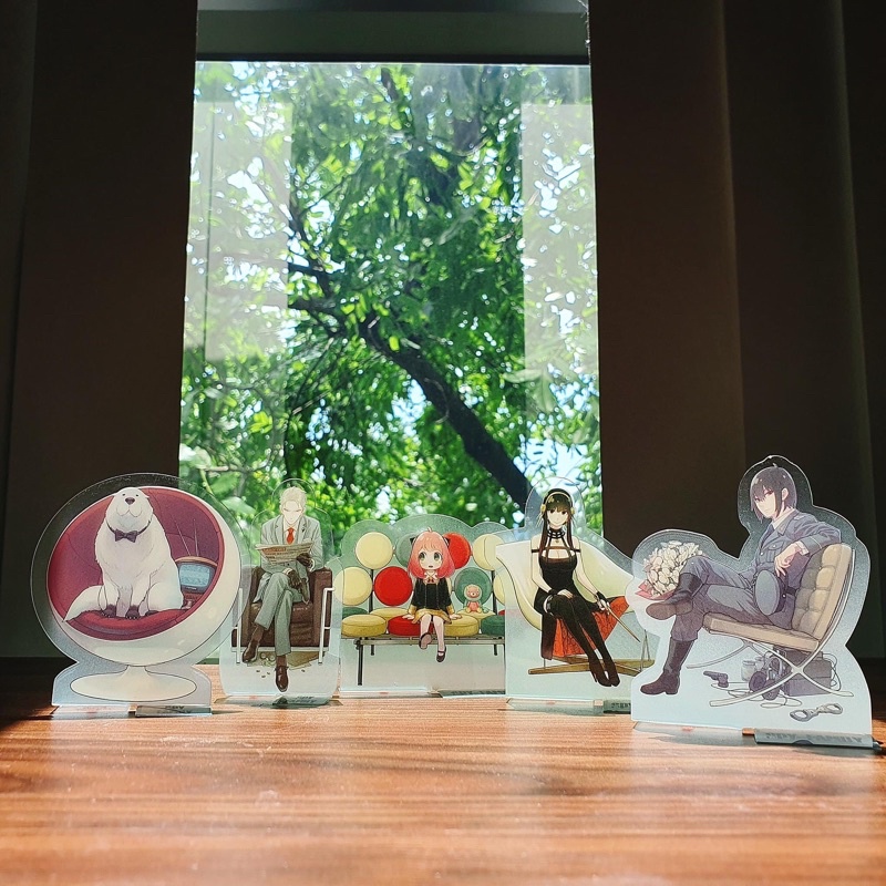Standee Spy x family - Gia đình điệp viên