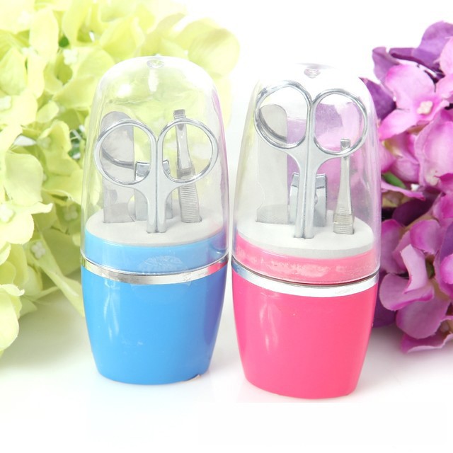 Bộ Dụng Cụ Chăm Sóc Móng Dùng Một Lần Uncle Bills AG0386