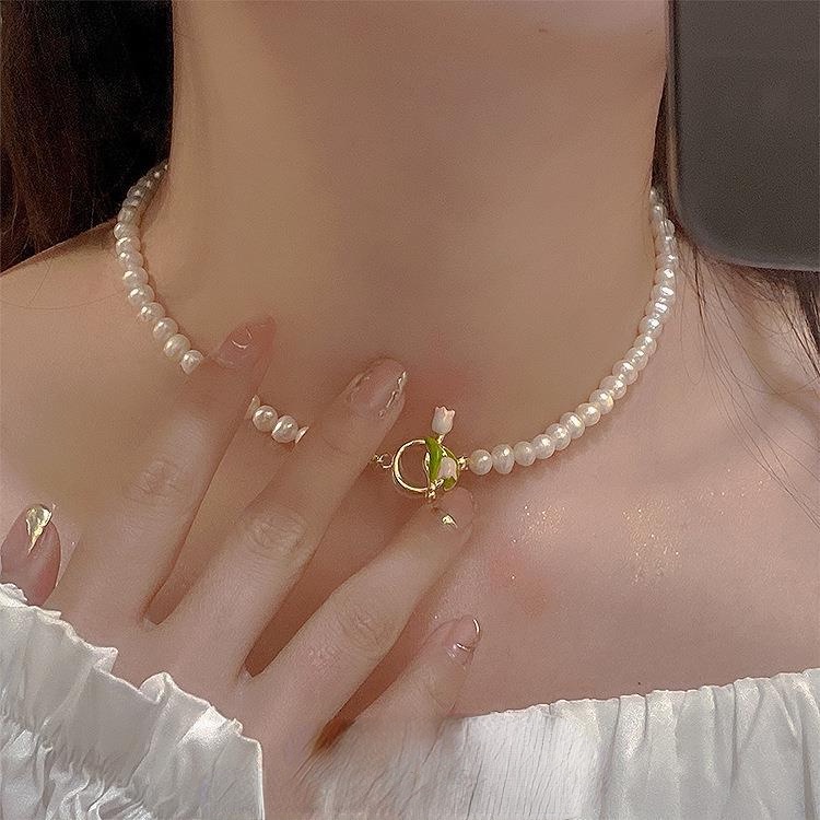 Dây Chuyền Ngọc Trai Mặt Hoa Tulip Thời Trang