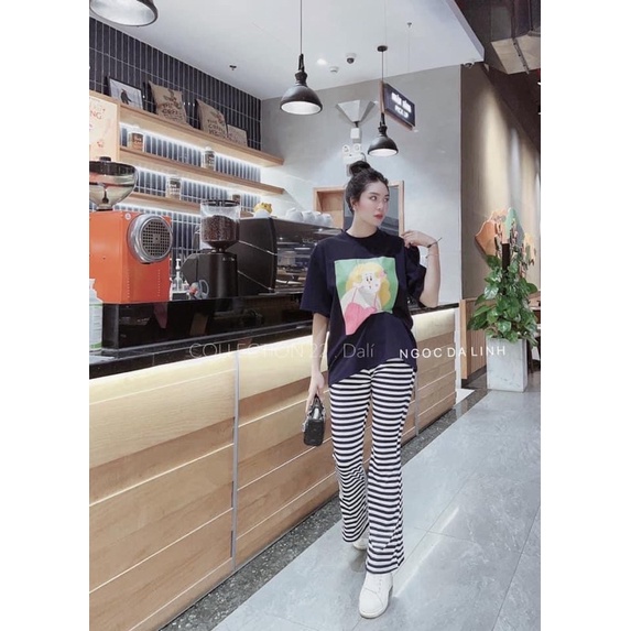 Quần ống loe trơn kẻ