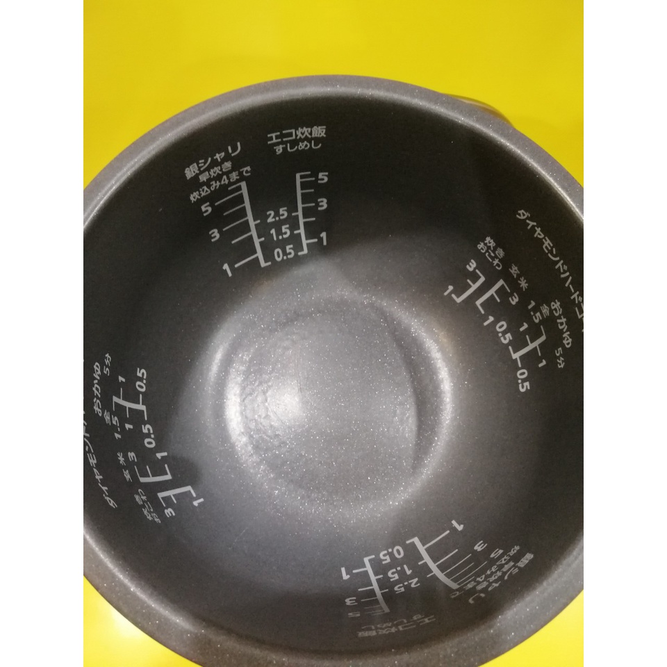 Nồi cơm nội địa Nhật cao tần (IH) Panasonic SR-HX103 (1.0L) (131121L1057)