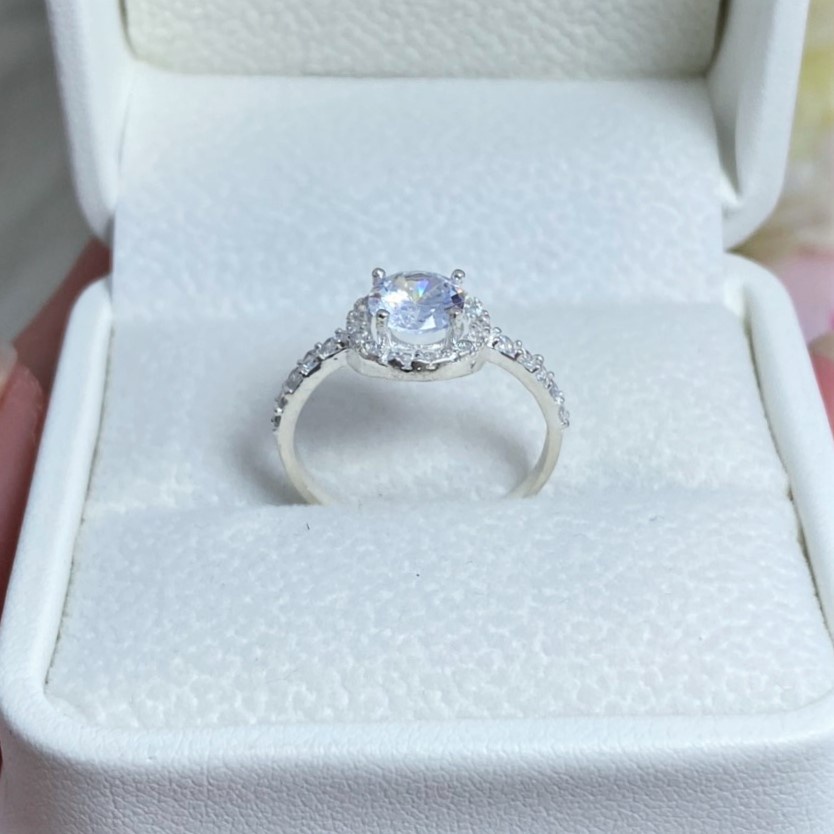 Nhẫn nữ bạc ta đính đá tròn li to, kiểu dáng sang trọng quý phái - Trang sức bạc Evasilver
