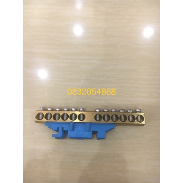 Cầu đấu trung tính cầu tiếp địa 12P có đế nhựa