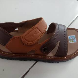 Aryma Boys Sandals Let Finger Flip Flops