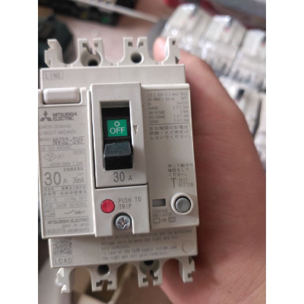 ATTOMAT CHỐNG GIẬT 30A 3 pha