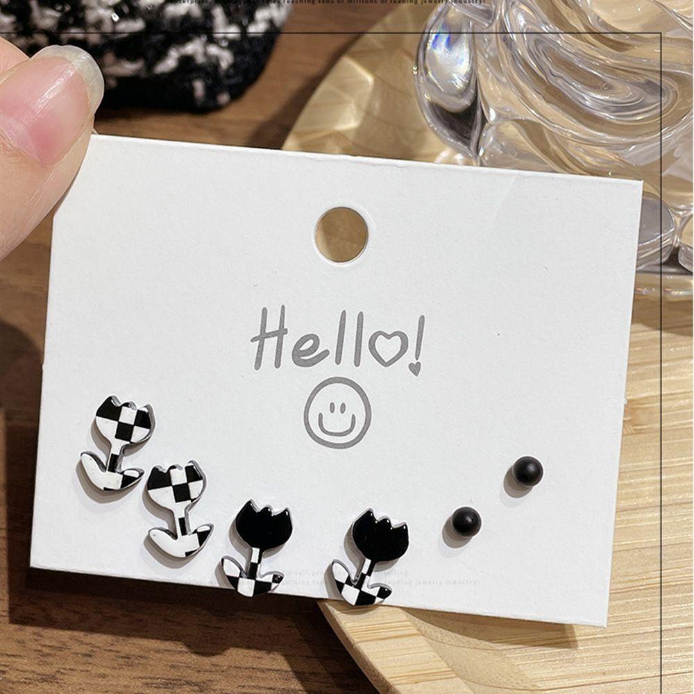 QQMALL Khuyên Tai Xỏ Hạt Nhựa Resin Phong Cách Hàn Quốc Ngọt Ngào Dễ Phối Đồ Dành Cho