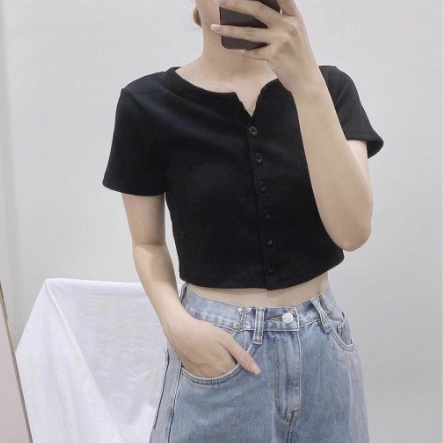 Áo Thun Croptop Có Cúc Cổ Tròn Ngắn Tay Madela Vải Thun Bozip, Ctoptop Đen Cúc Trắng Cổ Tròn Phong Cách Hàn Quốc