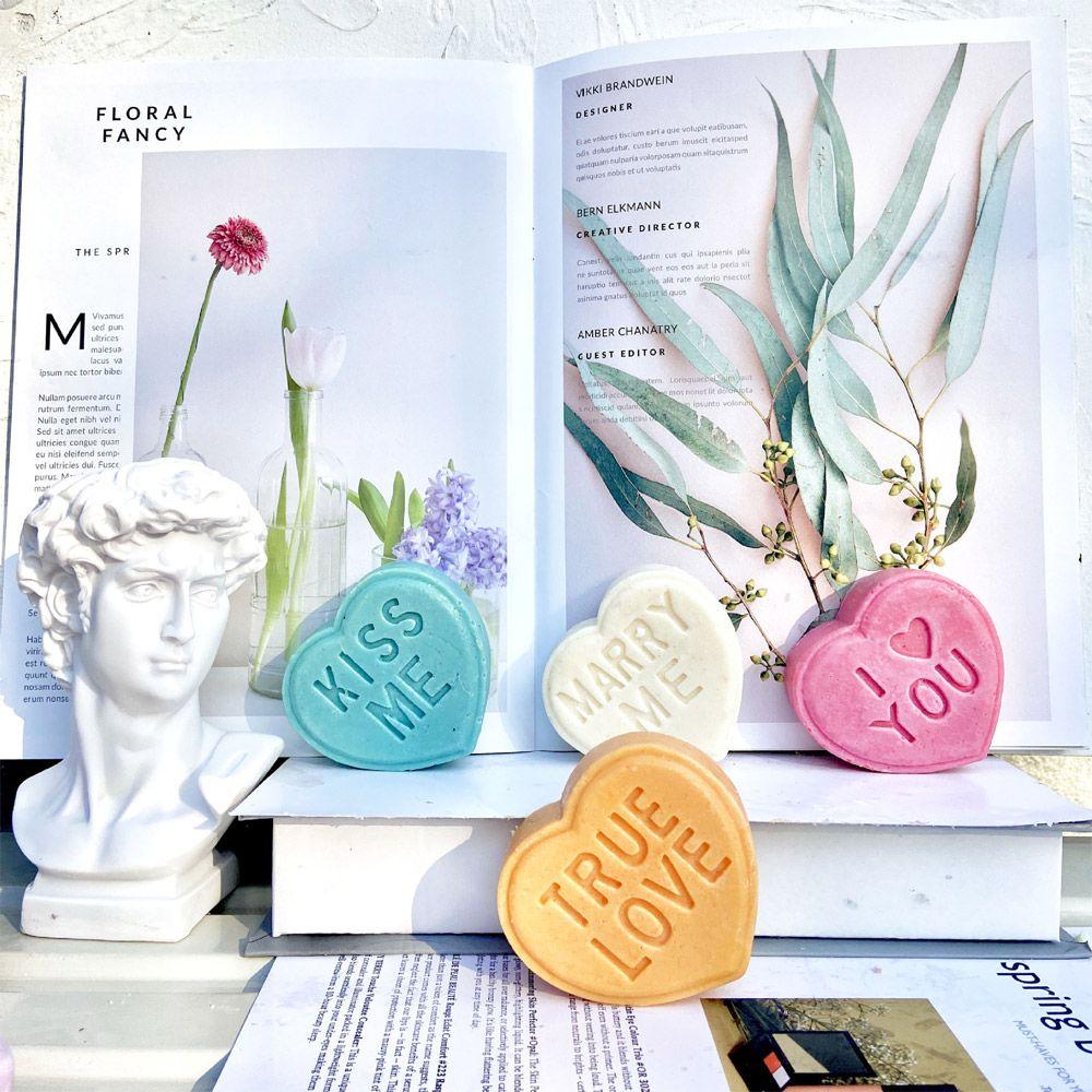 Khuôn Silicone Làm Xà Phòng Hình Bàn Chân Em Bé 3D DIY