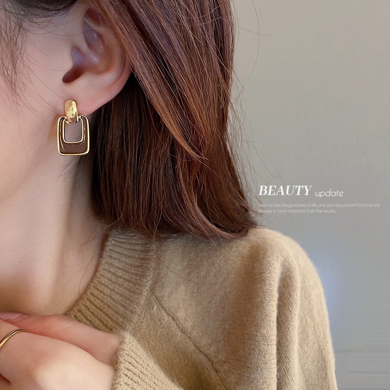 Khuyên tai nữ chữ nhật mặt nâu sang trọng, bông tai phong cách phụ kiện nữ Filibra - BT010