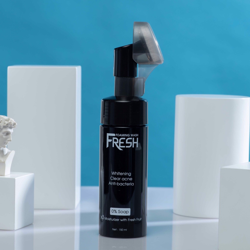 Sửa Rửa Mặt Fresh tích hợp đầu cọ thông minh làm sạch sâu , loại bỏ bụi bẩn