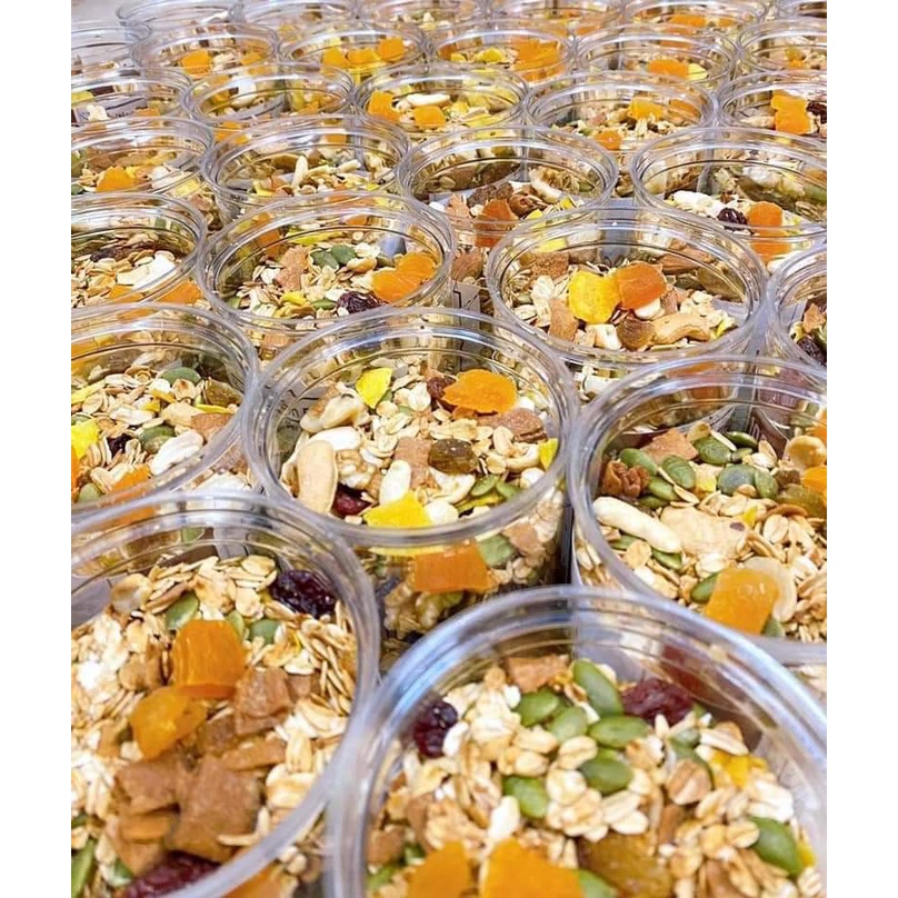NGŨ CỐC ĂN KIÊNG GRANOLA SIÊU HẠT QUẨ SẤY DINH DƯỠNG TỶ LỆ 40% YẾN MẠCH MIX 3 VỊ HỘP (500g)
