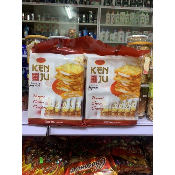 Bánh Quy Kenju hành kẹp kem Richy mềm dẻo gói 186g/ hộp 300g