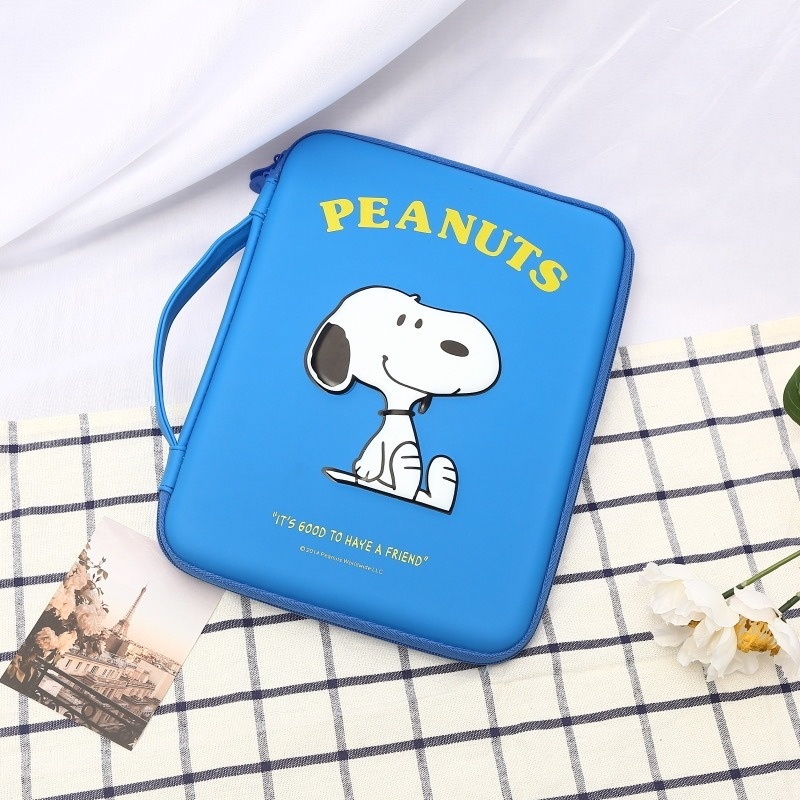 Túi Đựng Máy Tính Bảng Bằng Da PU Cứng Chống Rơi Hình Snoopy 11 Inch Cho IPad Pro