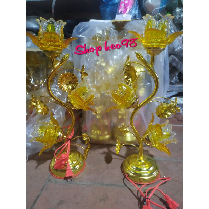 Đèn Thờ Thủy Tinh 3 Bông Đèn Led Siêu Đẹp Cao 40cm, 50cm, 60cm.