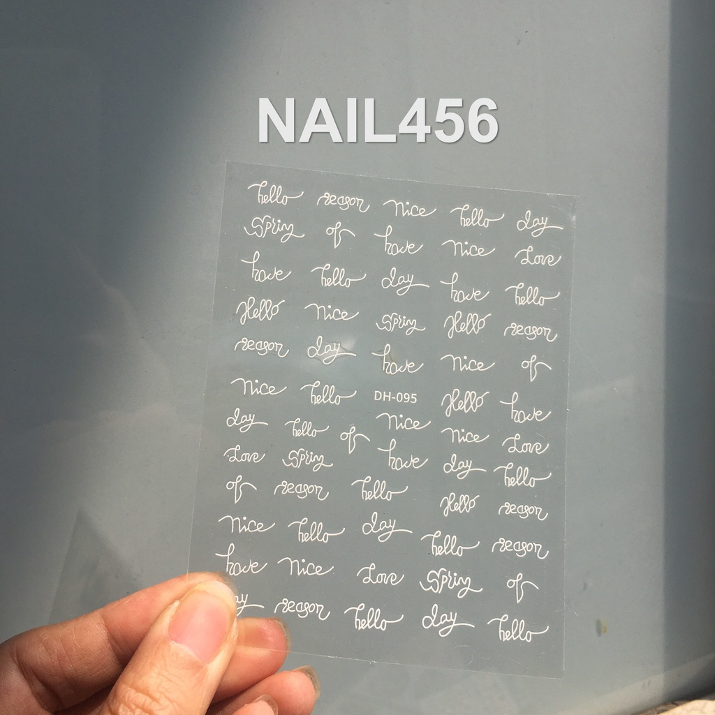Sticker dán móng tay thương hiệu