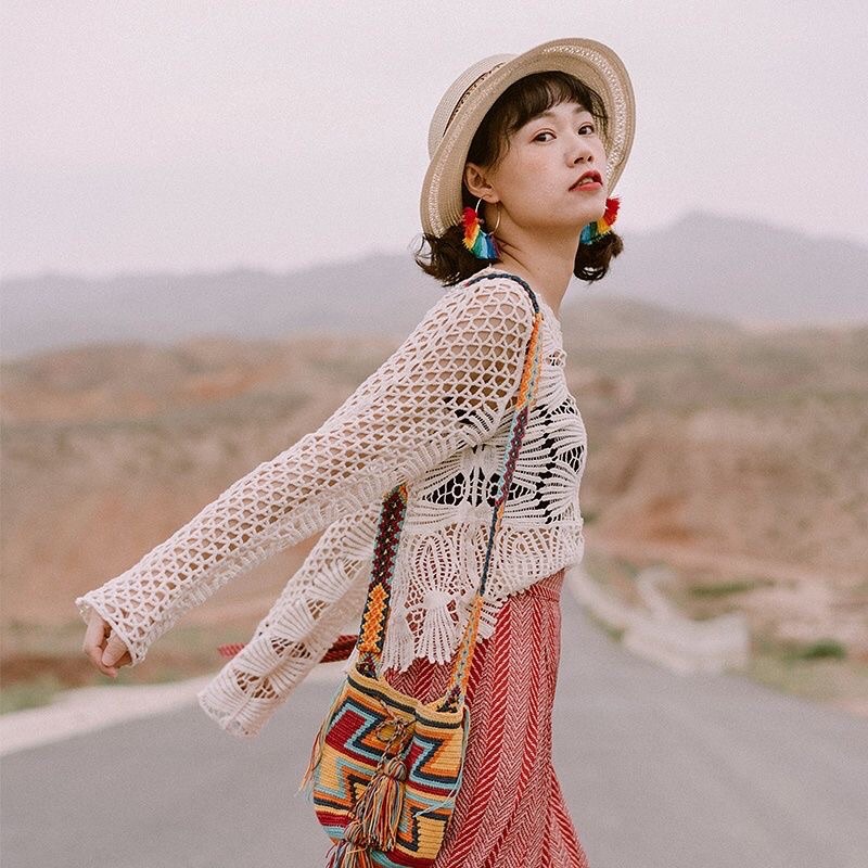 Áo Boho Dream horse knit nữ dài tay khoét rỗng du lịch hàng Quảng Châu order