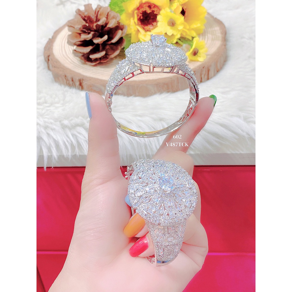 Vòng tay nữ UHA, lắc tay bền màu thiết kế cao cấp sáng lấp lánh V487