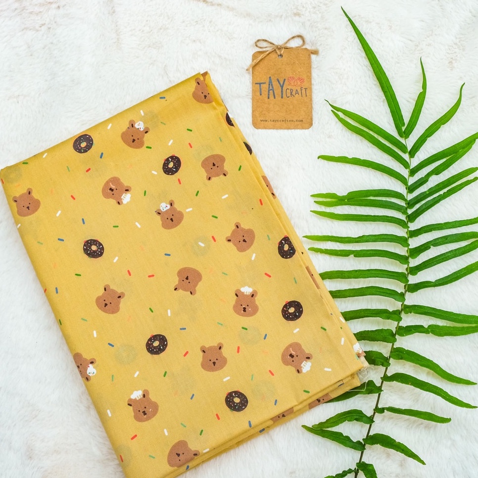 Vải cotton lụa Hàn Quốc họa tiết gấu donut dễ thương 50x160cm (giá nửa mét)