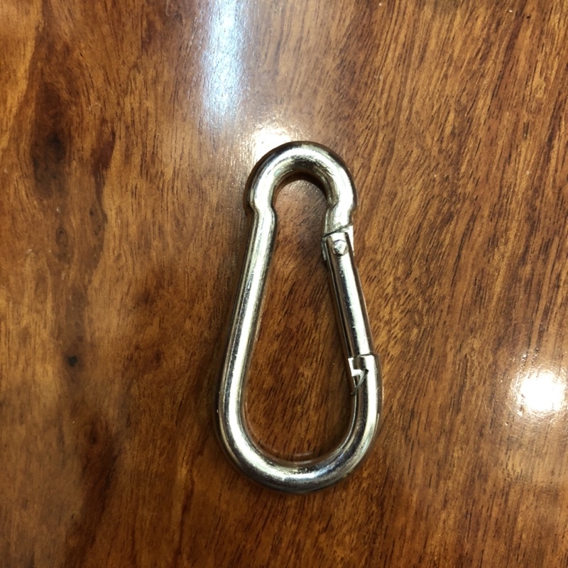 Móc Treo Đa Năng Khoá An Toàn 6x6mm