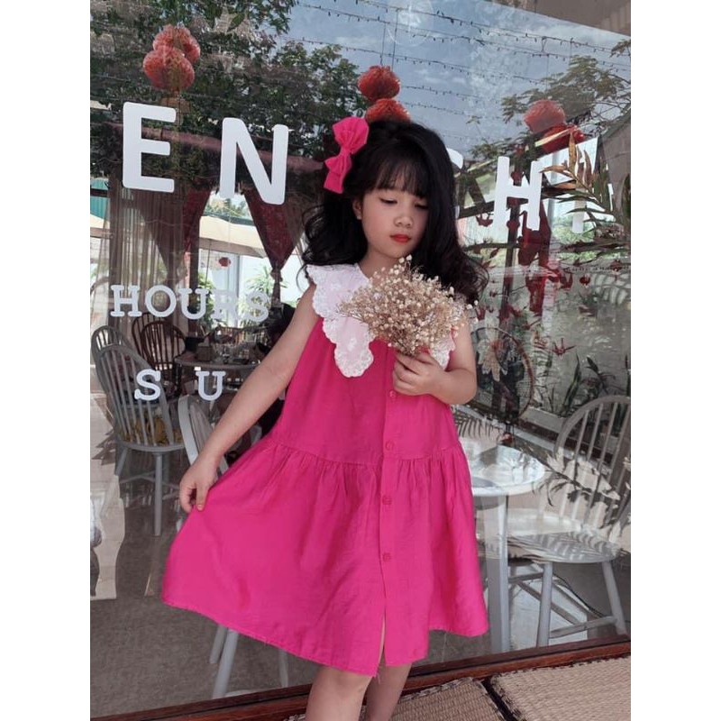 Váy  đũi kèm  cặp  tóc