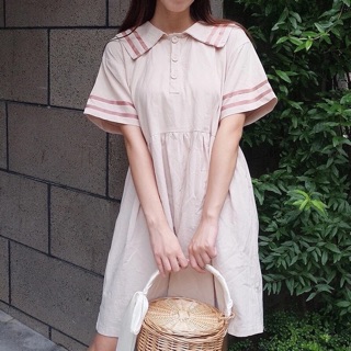 Đầm thủy thủ cài nút