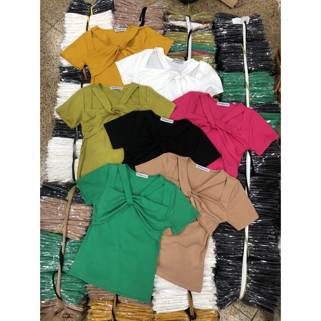 Áo xoắn hở ngực chất zip cộc tay xinh mã mới