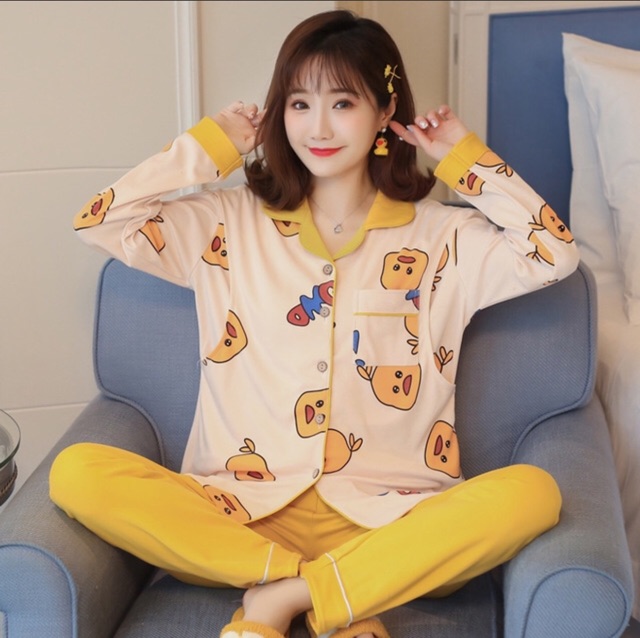 Bộ đồ sau sinh cho bé ti dành cho mẹ