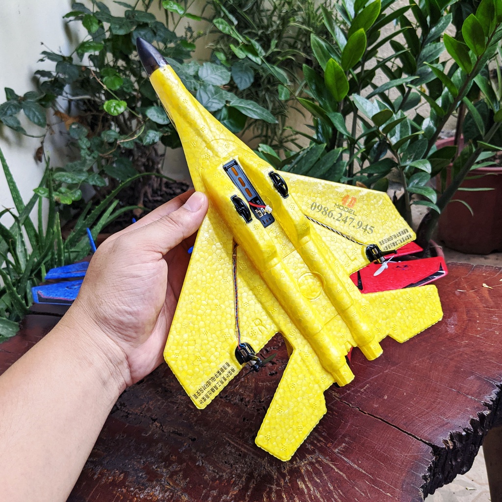 Máy Bay Điều Khiển Từ Xa Zy320. Xốp dẻo EPP siêu bền. Pin bay 10 phút, Size 29*21*8CM. Điều khiển 2 kênh, Xa 150m