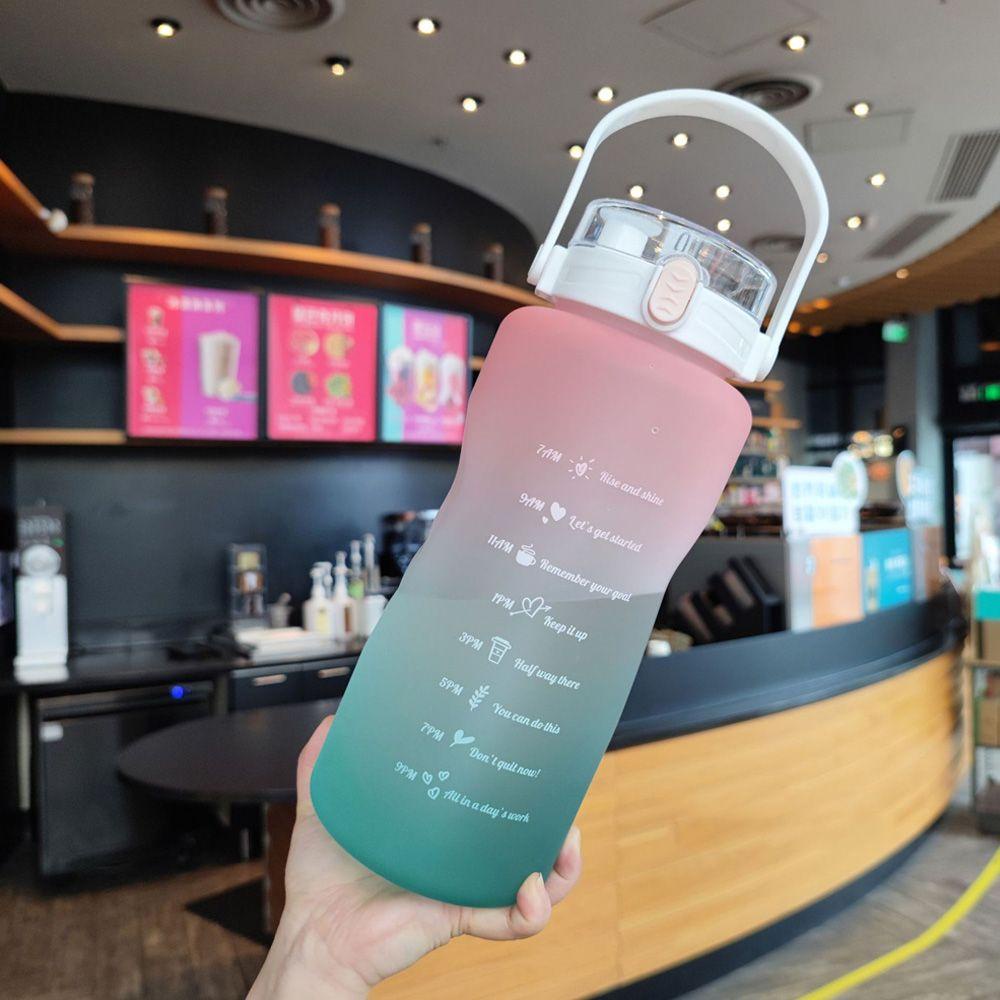 PISTA Bình Nước Dung Tích 2000ml Có Ống Hút Tiện Lợi