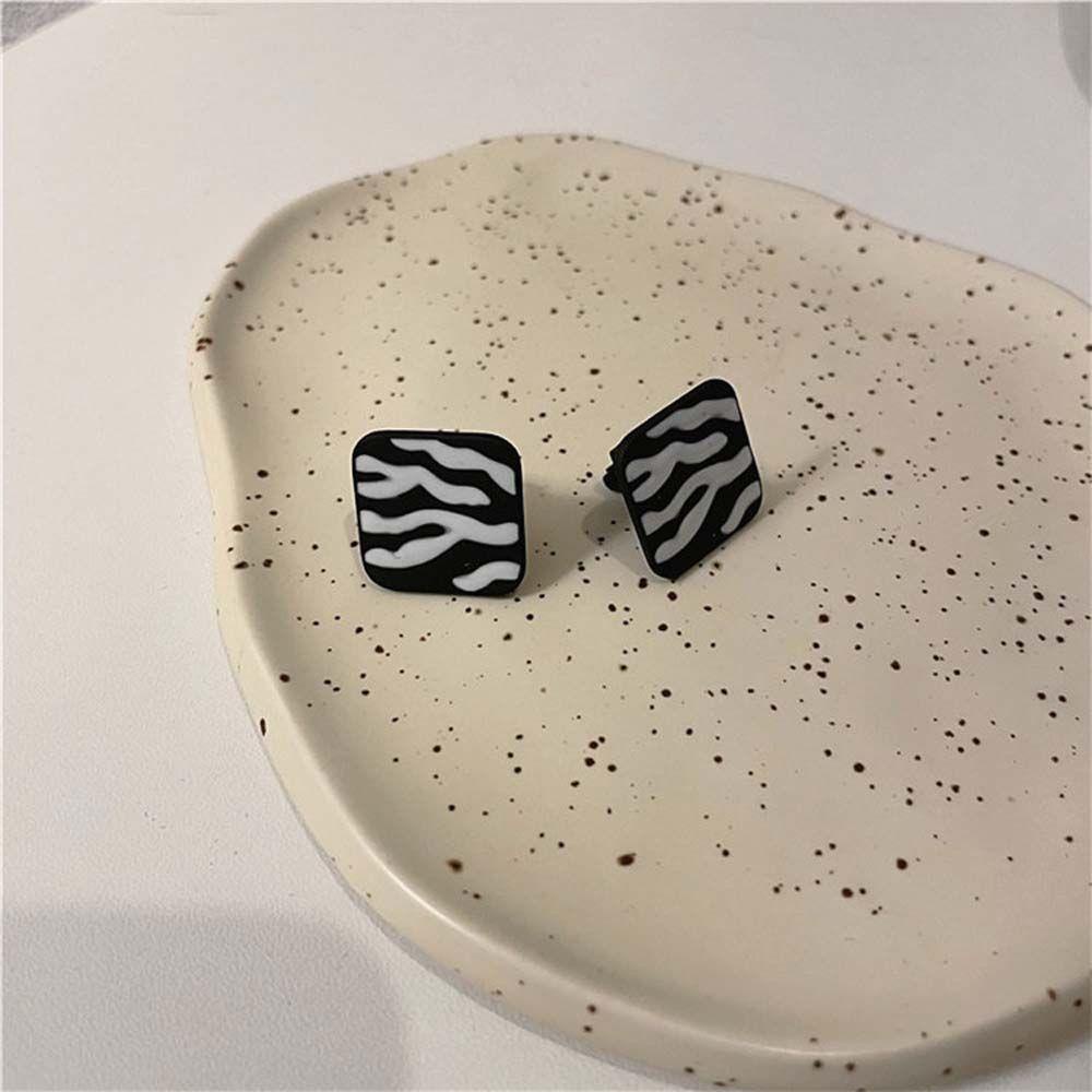 VANES1 Bông Tai Hợp Kim Dáng Dài Hình Vuông Phong Cách Retro Thời Trang Cho Nữ