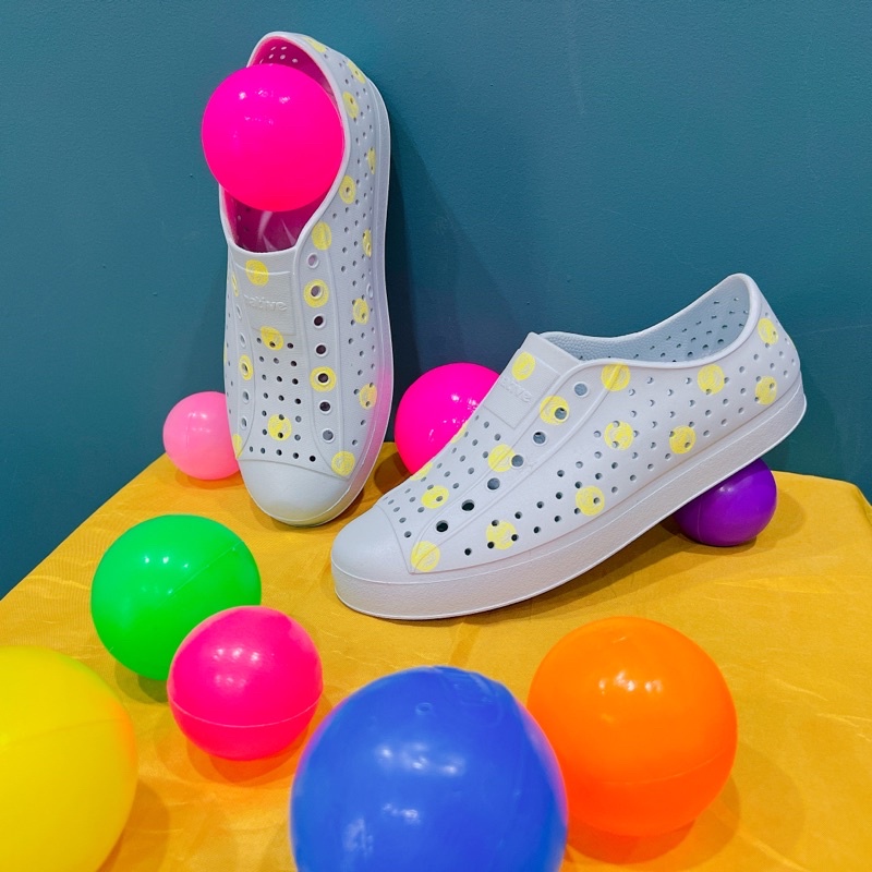 Giày xuất dư cho cả gia đình