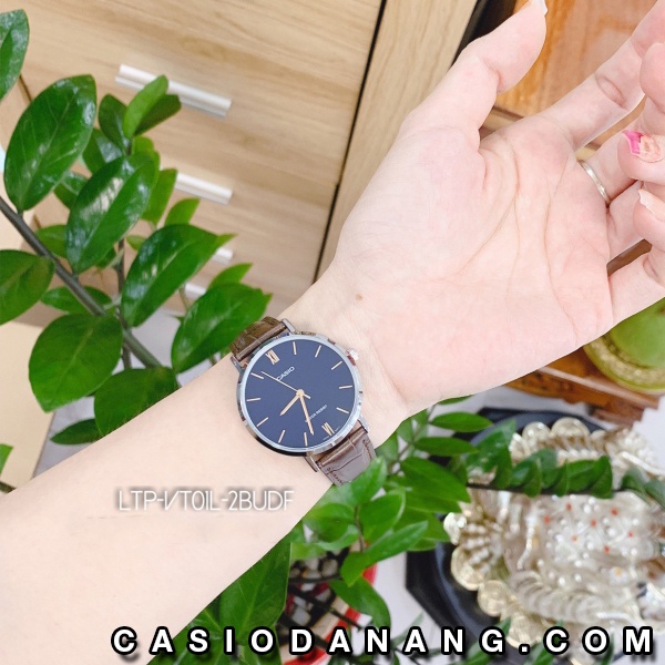 Đồng hồ nữ dây da Casio chính hãng Anh Khuê LTP-VT01L-2BUDF (34mm)