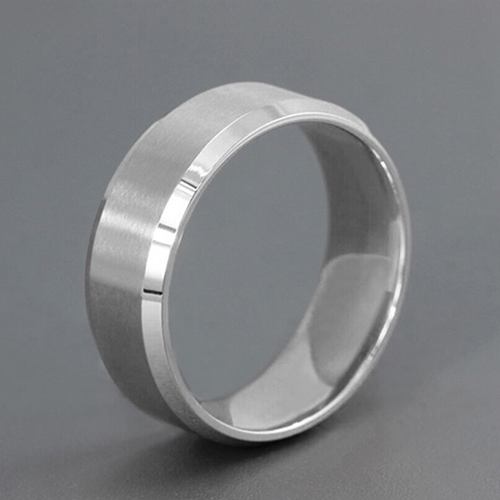 Nhẫn titan mạ vàng 18k đơn giản cá tính 8mm dành cho nam và nữ