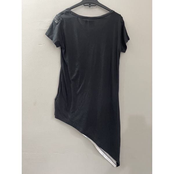 Áo thun nữ dáng dài cách điệu | BigBuy360 - bigbuy360.vn