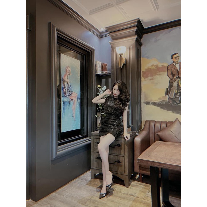 Đầm ôm body kim sa có độn vai đính khuy sát nách sang chảnh!